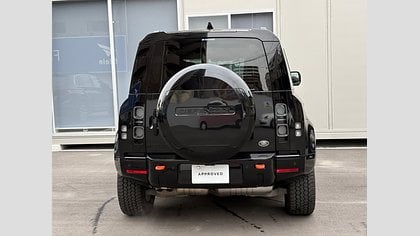 Defender 110 6