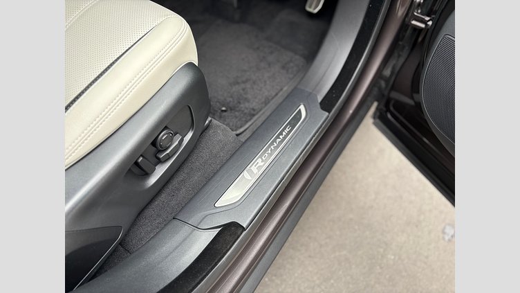 2022 認定中古車 Land Rover Range Rover Velar Charente Grey 2.0 litre i4P​ オーリックエディション