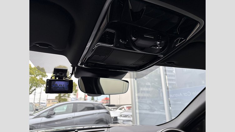 2020 認定中古車 Land Rover Range Rover Velar サントリーニブラック D180 R-DYNAMIC S