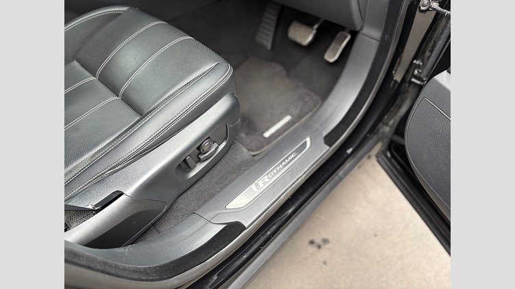 2020 認定中古車 Land Rover Range Rover Velar サントリーニブラック D180 R-DYNAMIC S