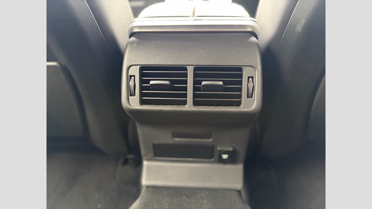 2020 認定中古車 Land Rover Range Rover Velar サントリーニブラック D180 R-DYNAMIC S