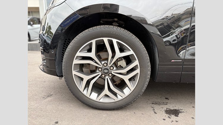 2020 認定中古車 Land Rover Range Rover Velar サントリーニブラック D180 R-DYNAMIC S