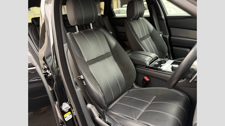 2020 認定中古車 Land Rover Range Rover Velar サントリーニブラック D180 R-DYNAMIC S