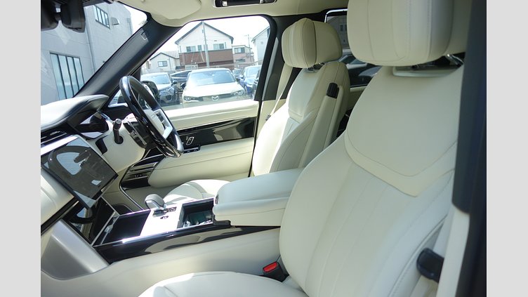 2025 認定中古車 Land Rover Range Rover バトゥミゴールド P550 AWD PHEV（AT） スタンダードホイールベース Autobiography