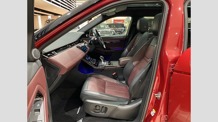 2020 認定中古車 Land Rover Range Rover Evoque フィレンツェレッド P300 R-DYNAMIC HSE