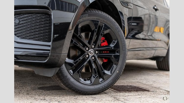 2024 New Jaguar F-Pace Santorini Black 2.0 AJ20 P4H PHEV P400e R-Dyn SE AWD Auto 25.5MY