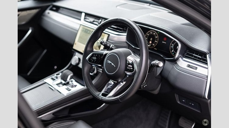 2024 Approved Jaguar F-Pace Santorini Black D300 AWD AUTOMATIC R-DYNAMIC SE