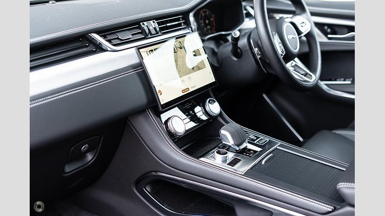 2024 Approved Jaguar F-Pace Santorini Black D300 AWD AUTOMATIC R-DYNAMIC SE