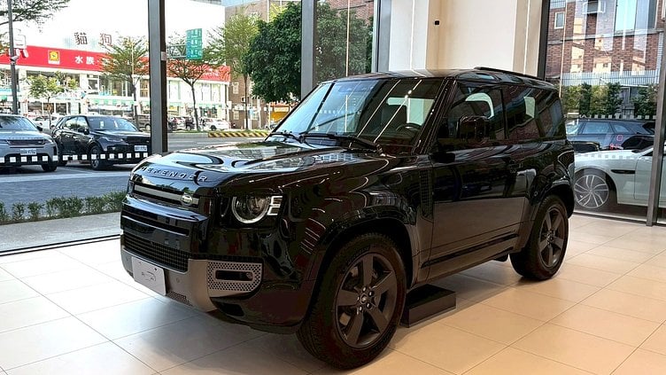 2025 新車 Land Rover Defender 90 Santorini Black D300 X-Dynamic HSE