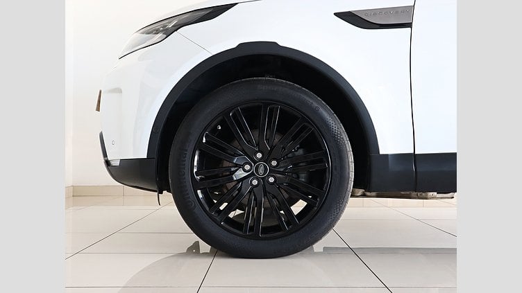 2019 Used Land Rover Discovery Fuji White AWD SE Td6