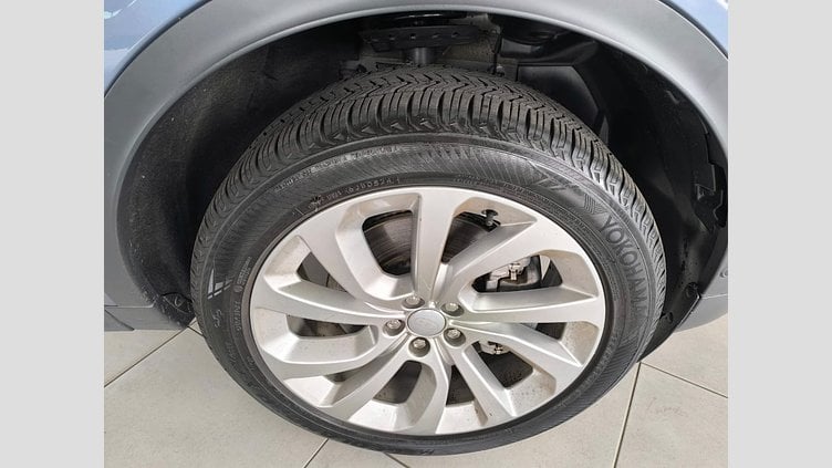 2022 Approved Land Rover Discovery Sport (1CK) 拜倫藍 Byron Blue auto SE R DYNAMIC