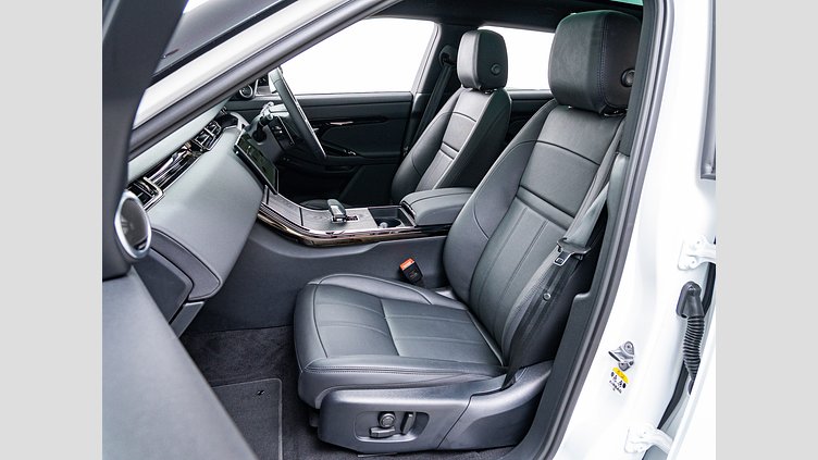 2024 認定中古車 Land Rover Range Rover Evoque オストゥーニパールホワイト P200（ガソリン） スタンダードホイールベース S
