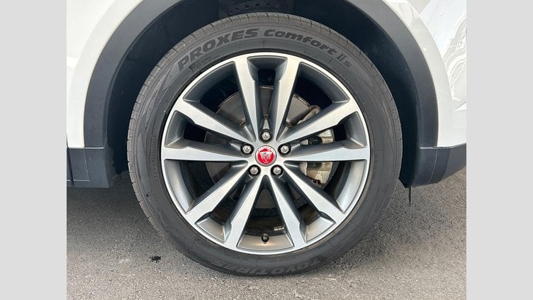 2020 認定中古車 Jaguar E-Pace フジホワイト P200 オートマチック全輪駆動 S
