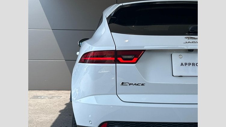 2020 認定中古車 Jaguar E-Pace フジホワイト P200 オートマチック全輪駆動 S