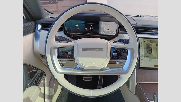2025 SKLADOVÉ VOZIDLÁ Land Rover Range Rover Charente Grey 3.0D MHEV 350PS  MHEV HSE LWB AWD 