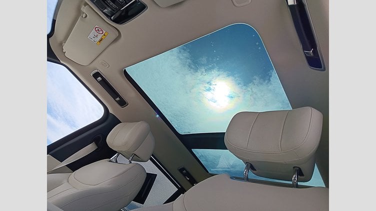 2025 SKLADOVÉ VOZIDLÁ Land Rover Range Rover Charente Grey 3.0D MHEV 350PS  MHEV HSE LWB AWD 