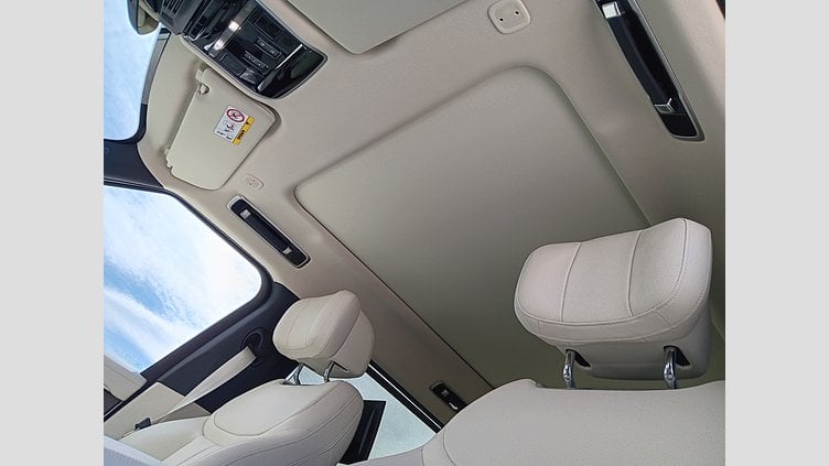 2025 SKLADOVÉ VOZIDLÁ Land Rover Range Rover Charente Grey 3.0D MHEV 350PS  MHEV HSE LWB AWD 