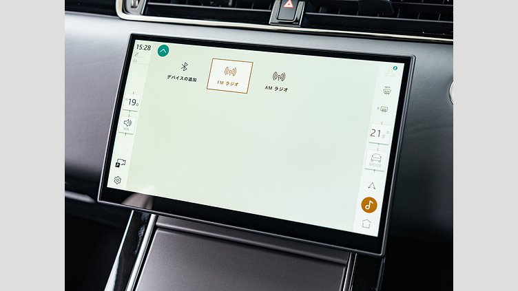 2024 認定中古車 Land Rover Range Rover Evoque カルパチアングレイ P300eプラグインハイブリッド（ガソリン） スタンダードホイールベース DYNAMIC HSE