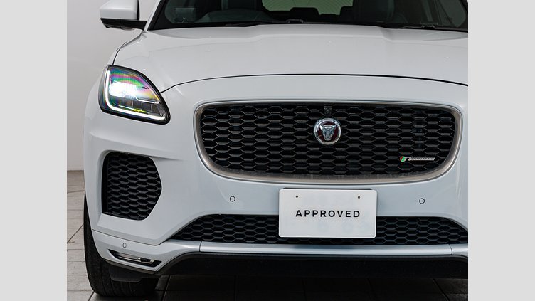 2019 認定中古車 Jaguar E-Pace ユーロンホワイト D180 オートマチック全輪駆動 R-DYNAMIC