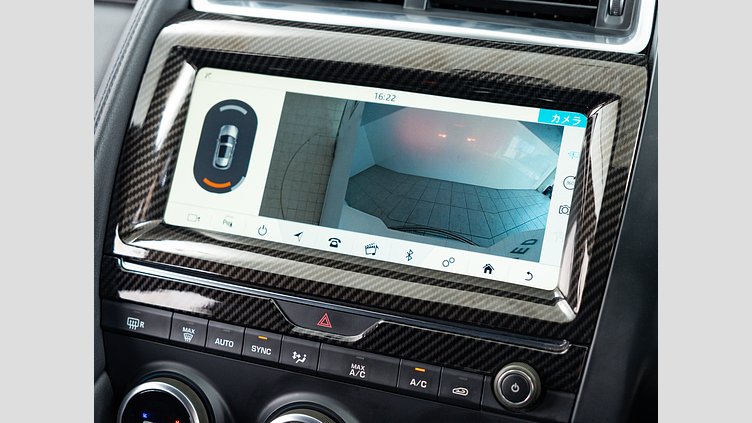2019 認定中古車 Jaguar E-Pace ユーロンホワイト D180 オートマチック全輪駆動 R-DYNAMIC