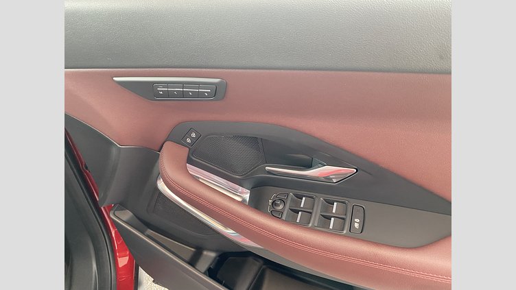 2023 認定中古車 Jaguar E-Pace フィレンツェレッド P300e AWD（オートマチック） R-DYNAMICブラックエディション