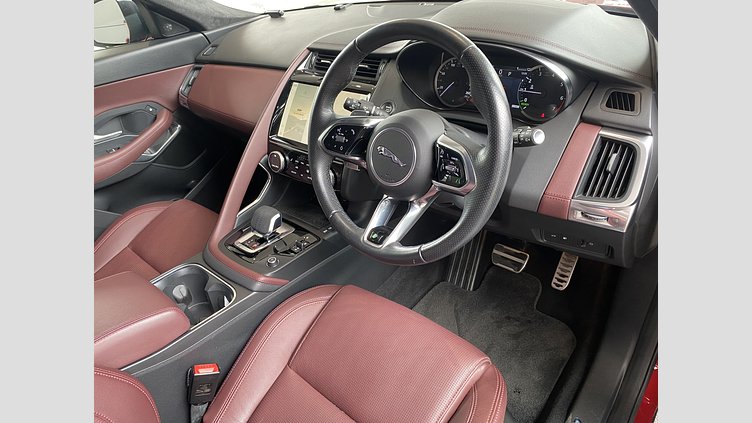 2023 認定中古車 Jaguar E-Pace フィレンツェレッド P300e AWD（オートマチック） R-DYNAMICブラックエディション