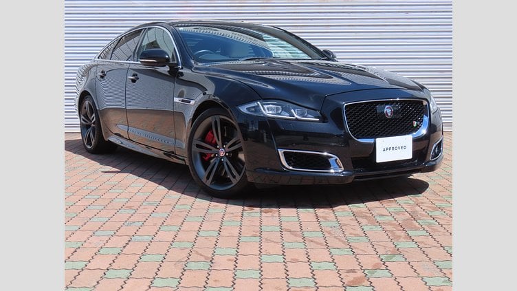 2017 認定中古車 Jaguar XJ Farallon Pearl Black 508PS XJR