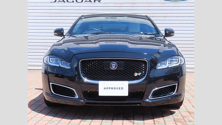 2017 認定中古車 Jaguar XJ Farallon Pearl Black 508PS XJR