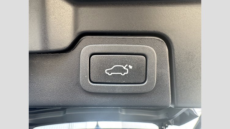2019 認定中古車 Land Rover Range Rover Evoque Loire Blue 2.0 litre i4D Diesel フリースタイルプラス