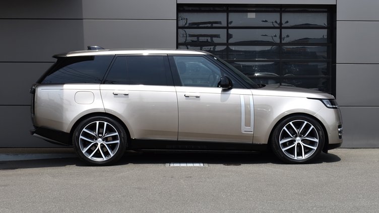 2024 認定中古車 Land Rover Range Rover バトゥミゴールド P550 AWD PHEV（AT） スタンダードホイールベース Autobiography