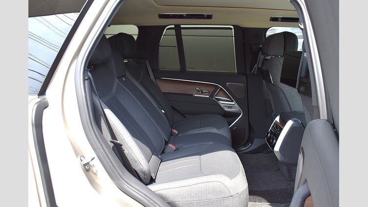 2024 認定中古車 Land Rover Range Rover バトゥミゴールド P550 AWD PHEV（AT） スタンダードホイールベース Autobiography