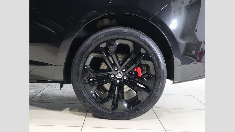 2025 認定中古車 Jaguar F-Pace サントリーニブラック P400e ガソリン プラグインハイブリッド R-DYNAMIC HSE