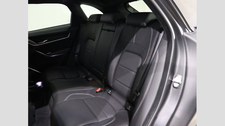 2025 認定中古車 Jaguar F-Pace サントリーニブラック P400e ガソリン プラグインハイブリッド R-DYNAMIC HSE