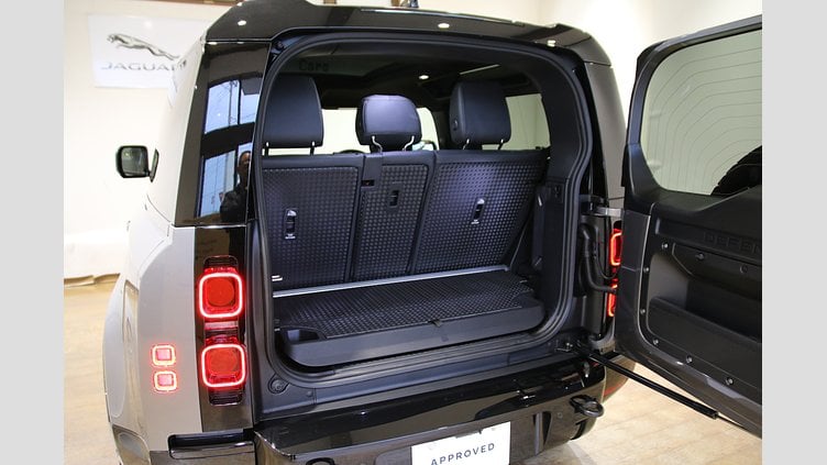 2024 認定中古車 Land Rover Defender 90 アイガーグレイ D300 AWD（AT） X-DYNAMIC HSE