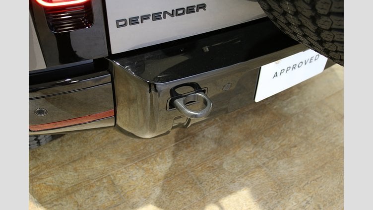 2024 認定中古車 Land Rover Defender 90 アイガーグレイ D300 AWD（AT） X-DYNAMIC HSE