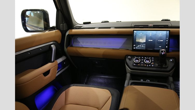 2024 認定中古車 Land Rover Defender 90 アイガーグレイ D300 AWD（AT） X-DYNAMIC HSE