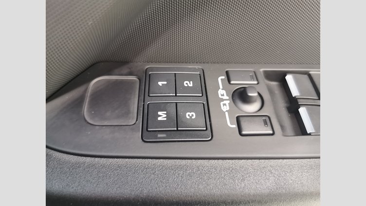 2024 認定中古車 Land Rover Defender 110 カルパチアングレイ P525 AWD (AT) V8 CARPATHIAN EDITION