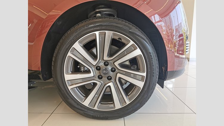 2023 認定中古車 Land Rover Range Rover サンライズカッパー - グロスフィニッシュ P530 AWD（AT） ロングホイールベース SV