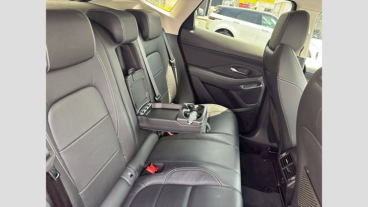 2019 認定中古車 Jaguar E-Pace フィレンツェレッド P250 オートマチック全輪駆動 R-DYNAMIC S