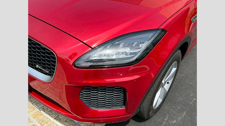 2019 認定中古車 Jaguar E-Pace フィレンツェレッド P250 オートマチック全輪駆動 R-DYNAMIC S