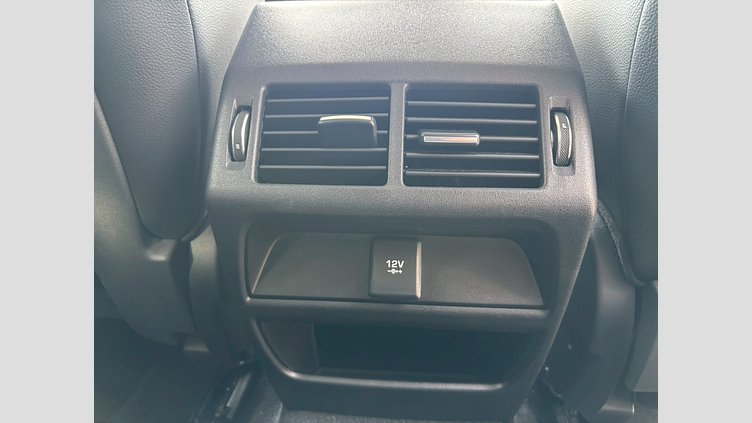 2019 認定中古車 Jaguar E-Pace フィレンツェレッド P250 オートマチック全輪駆動 R-DYNAMIC S