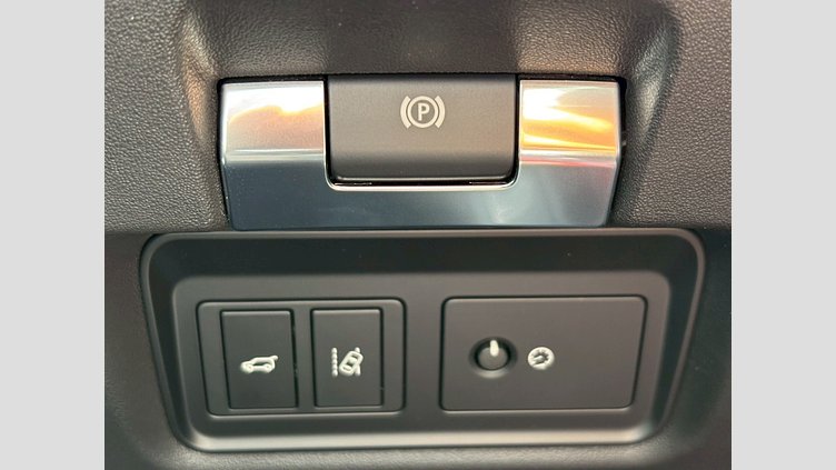 2019 認定中古車 Jaguar E-Pace フィレンツェレッド P250 オートマチック全輪駆動 R-DYNAMIC S