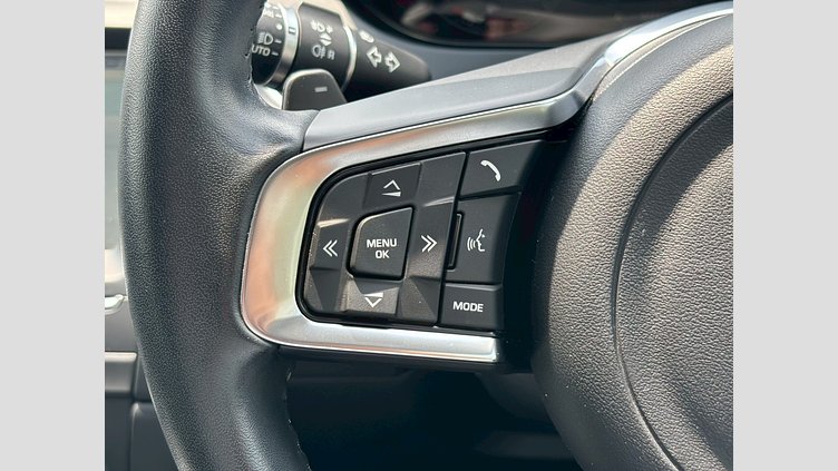2019 認定中古車 Jaguar E-Pace フィレンツェレッド P250 オートマチック全輪駆動 R-DYNAMIC S