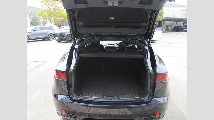 2024 認定中古車 Jaguar E-Pace ポルトフィーノブルー D200 AWD（オートマチック）MHEV R-DYNAMIC SE