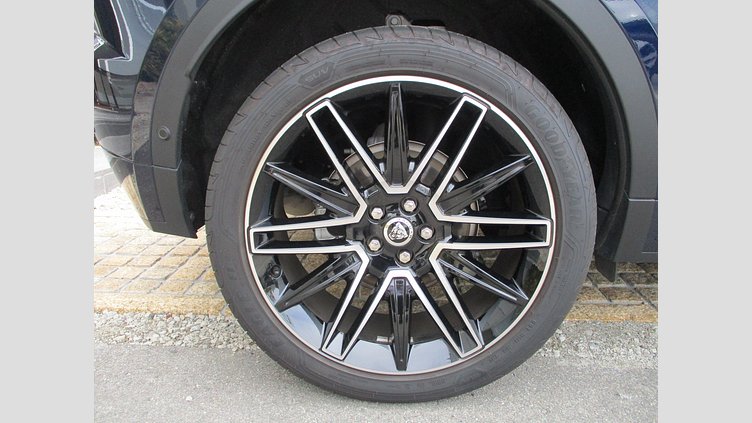 2024 認定中古車 Jaguar E-Pace ポルトフィーノブルー D200 AWD（オートマチック）MHEV R-DYNAMIC SE