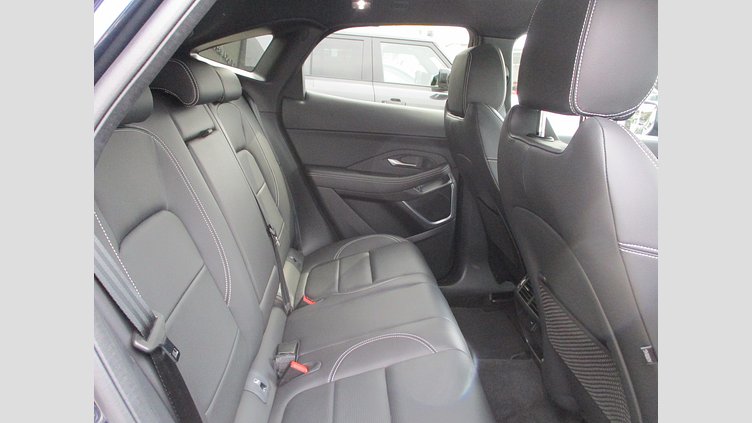 2024 認定中古車 Jaguar E-Pace ポルトフィーノブルー D200 AWD（オートマチック）MHEV R-DYNAMIC SE