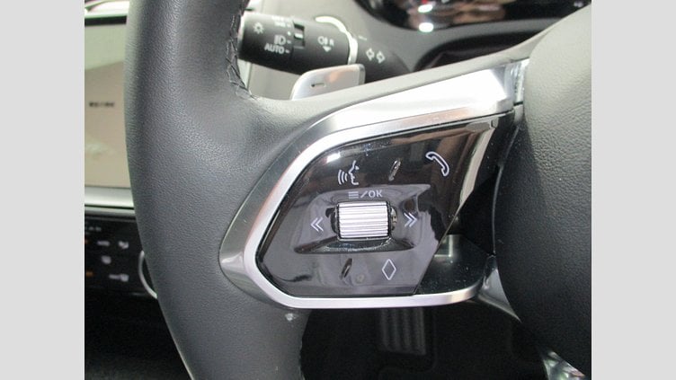 2024 認定中古車 Jaguar E-Pace ポルトフィーノブルー D200 AWD（オートマチック）MHEV R-DYNAMIC SE