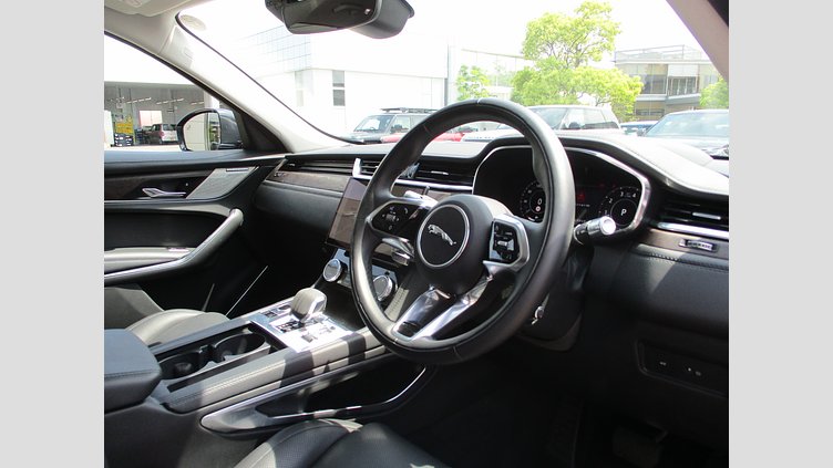 2021 認定中古車 Jaguar F-Pace ブルーファイアブルー P250 AWD（オートマチック） S