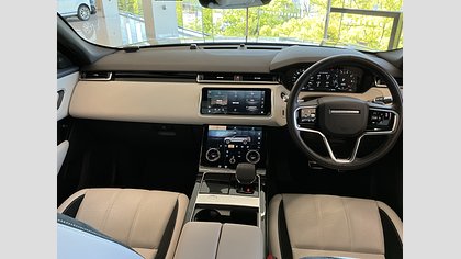 Range Rover Velar 3