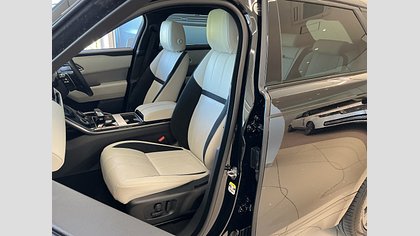 Range Rover Velar 2